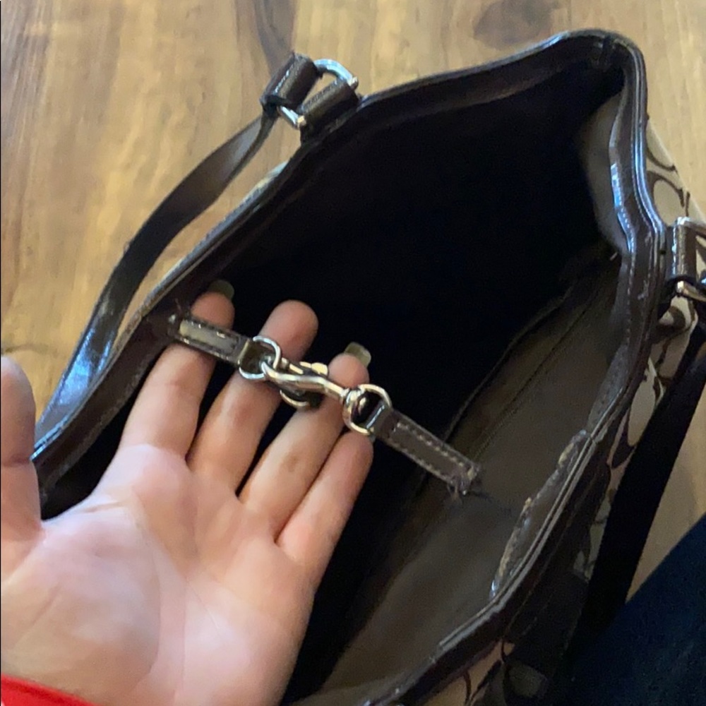 Coach large shoulder bag. Signature C pattern - Picture 12 of 16